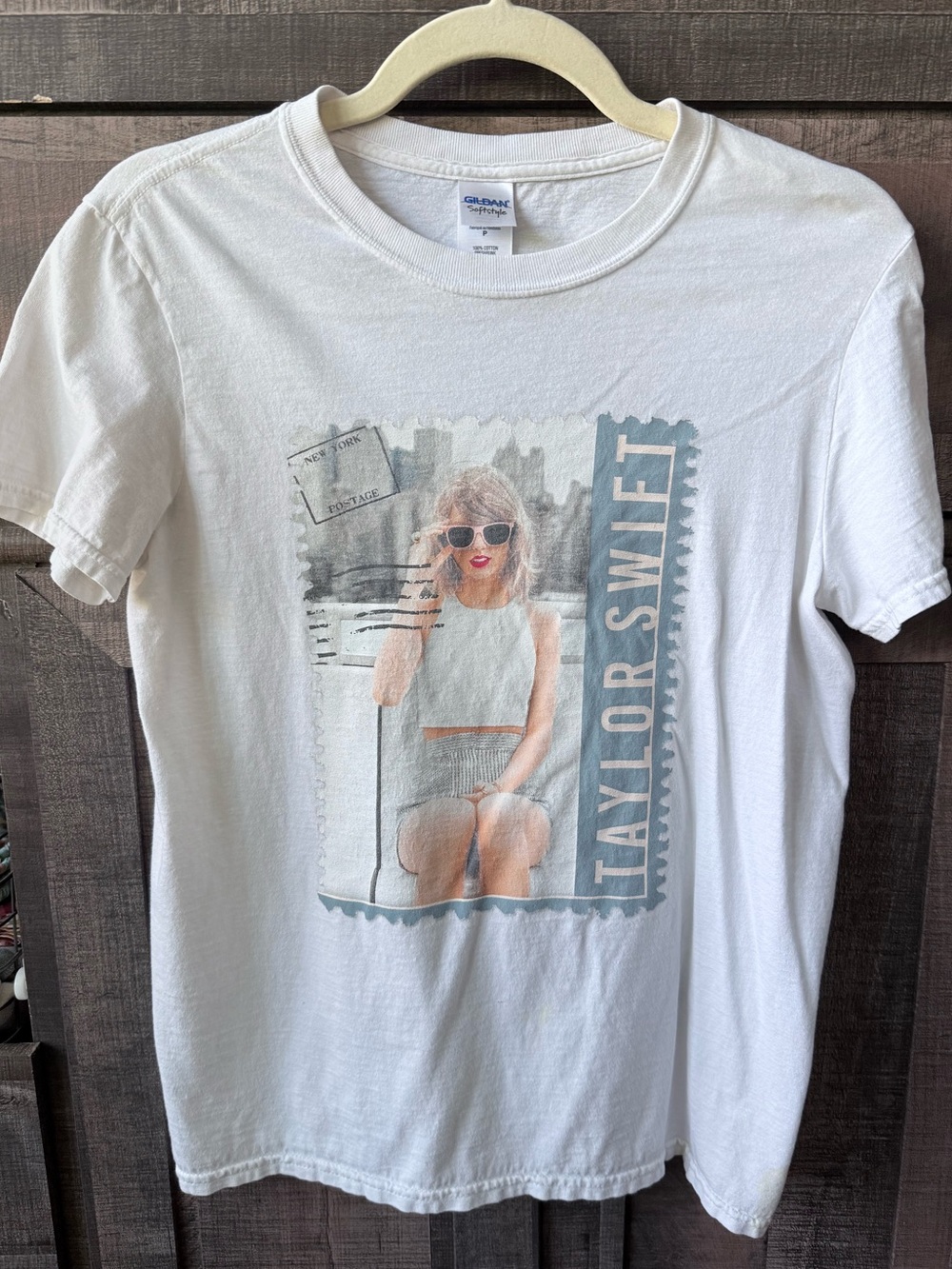 Women’s Taylor Swift Graphic Tee